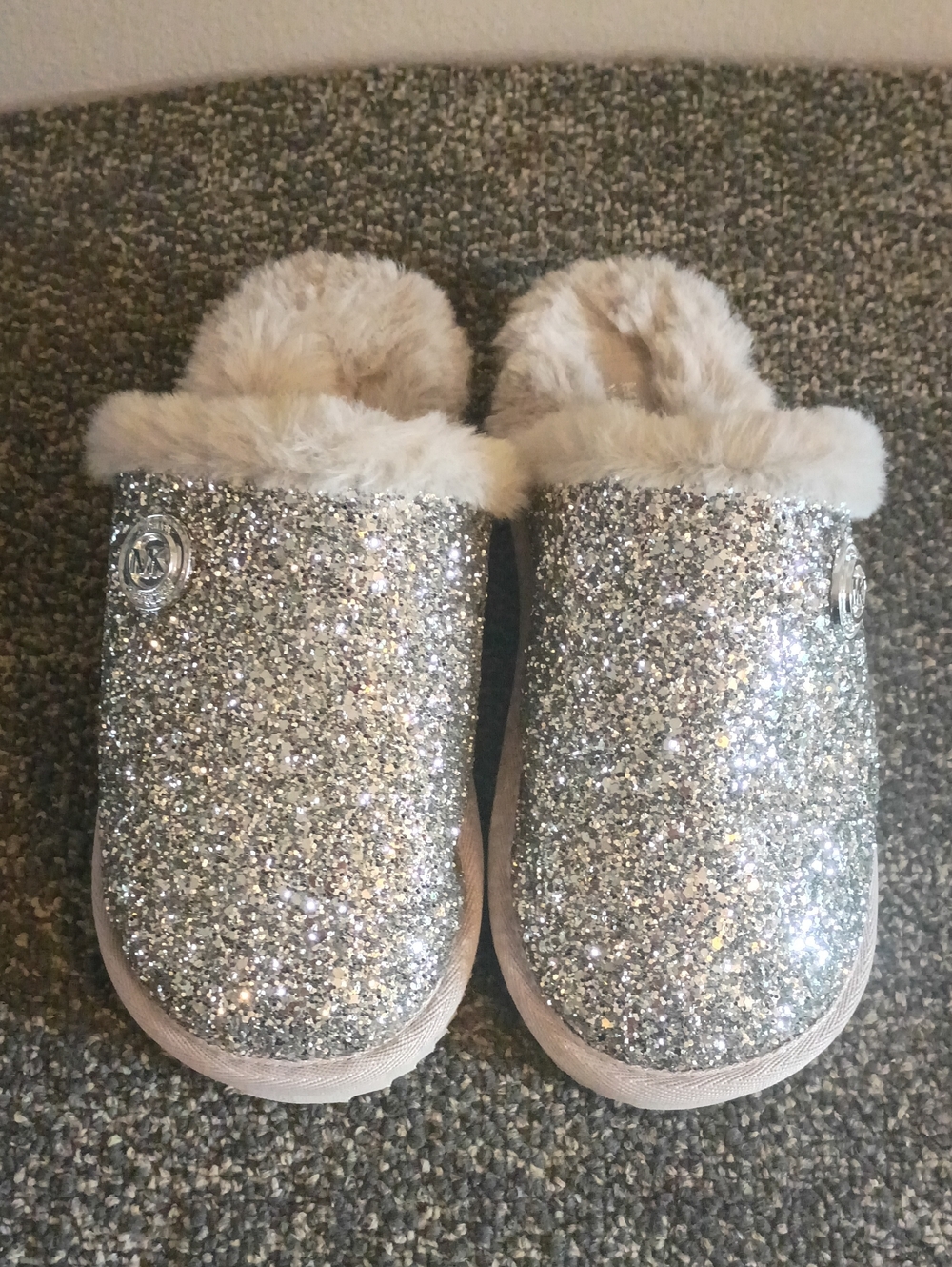 Michael Kors Women's Size 6/7 Glitter Slip-On Slippers - Silver